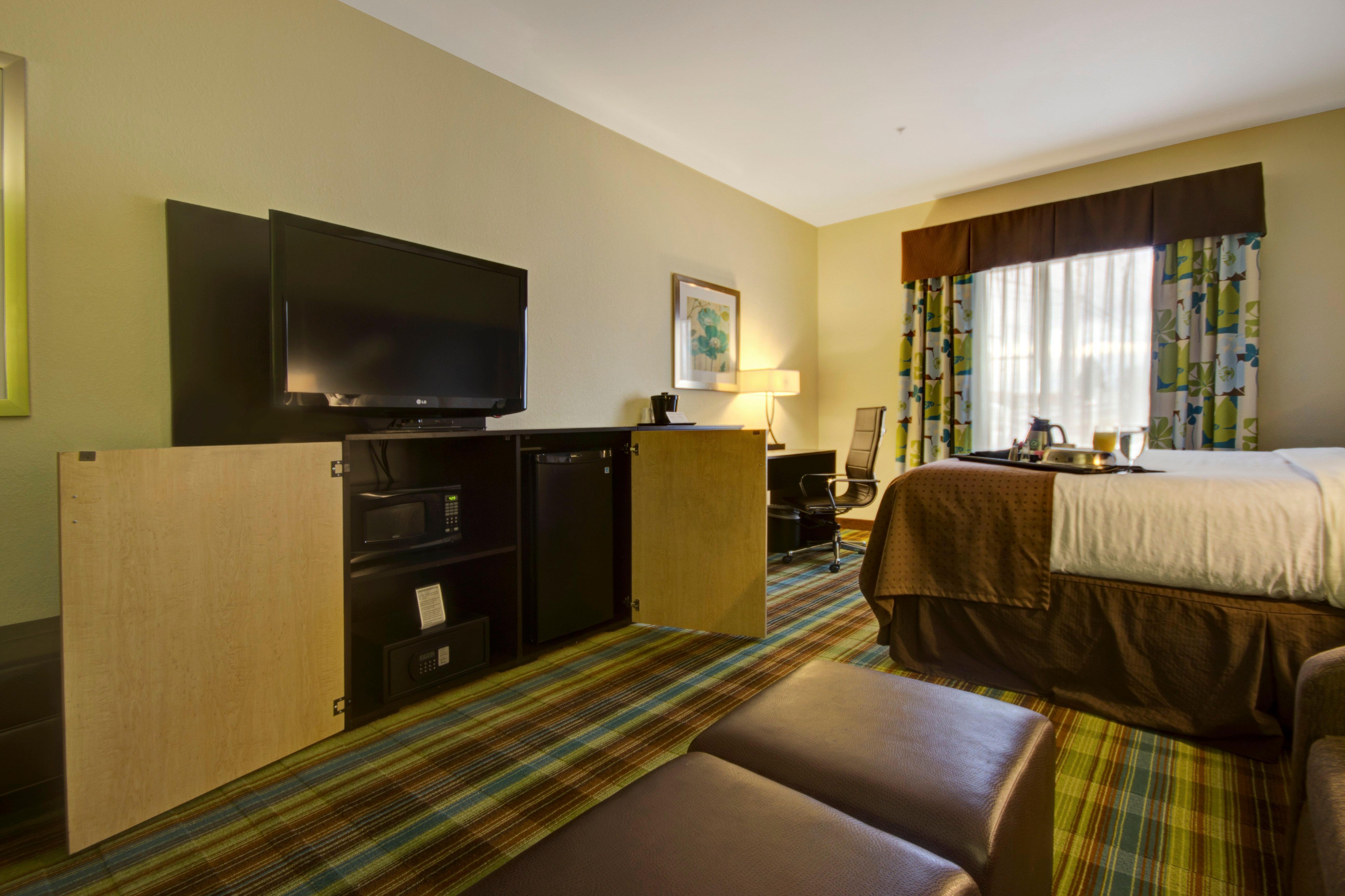 Holiday Inn Christiansburg Blacksburg By Ihg Ngoại thất bức ảnh