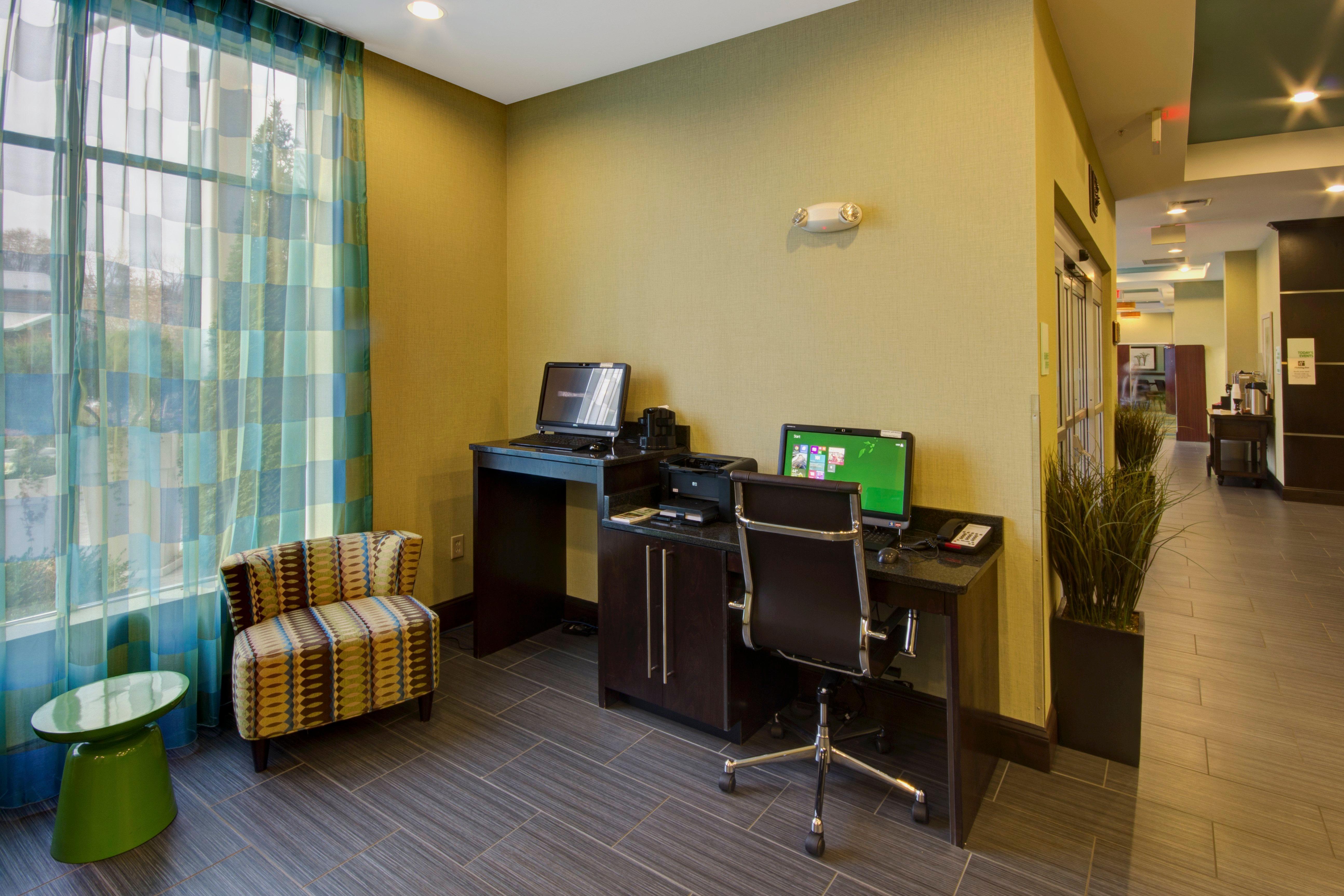 Holiday Inn Christiansburg Blacksburg By Ihg Ngoại thất bức ảnh