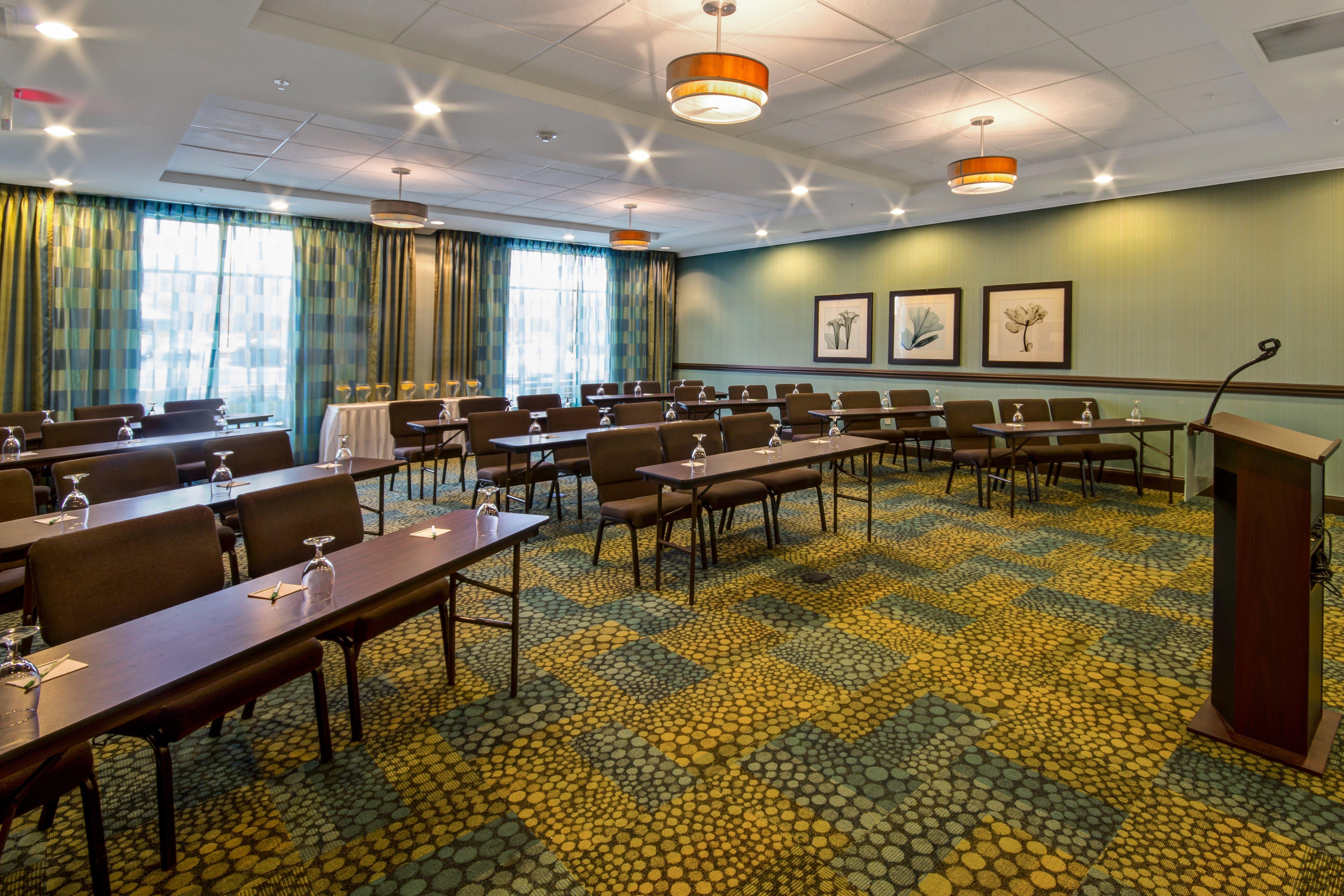 Holiday Inn Christiansburg Blacksburg By Ihg Ngoại thất bức ảnh