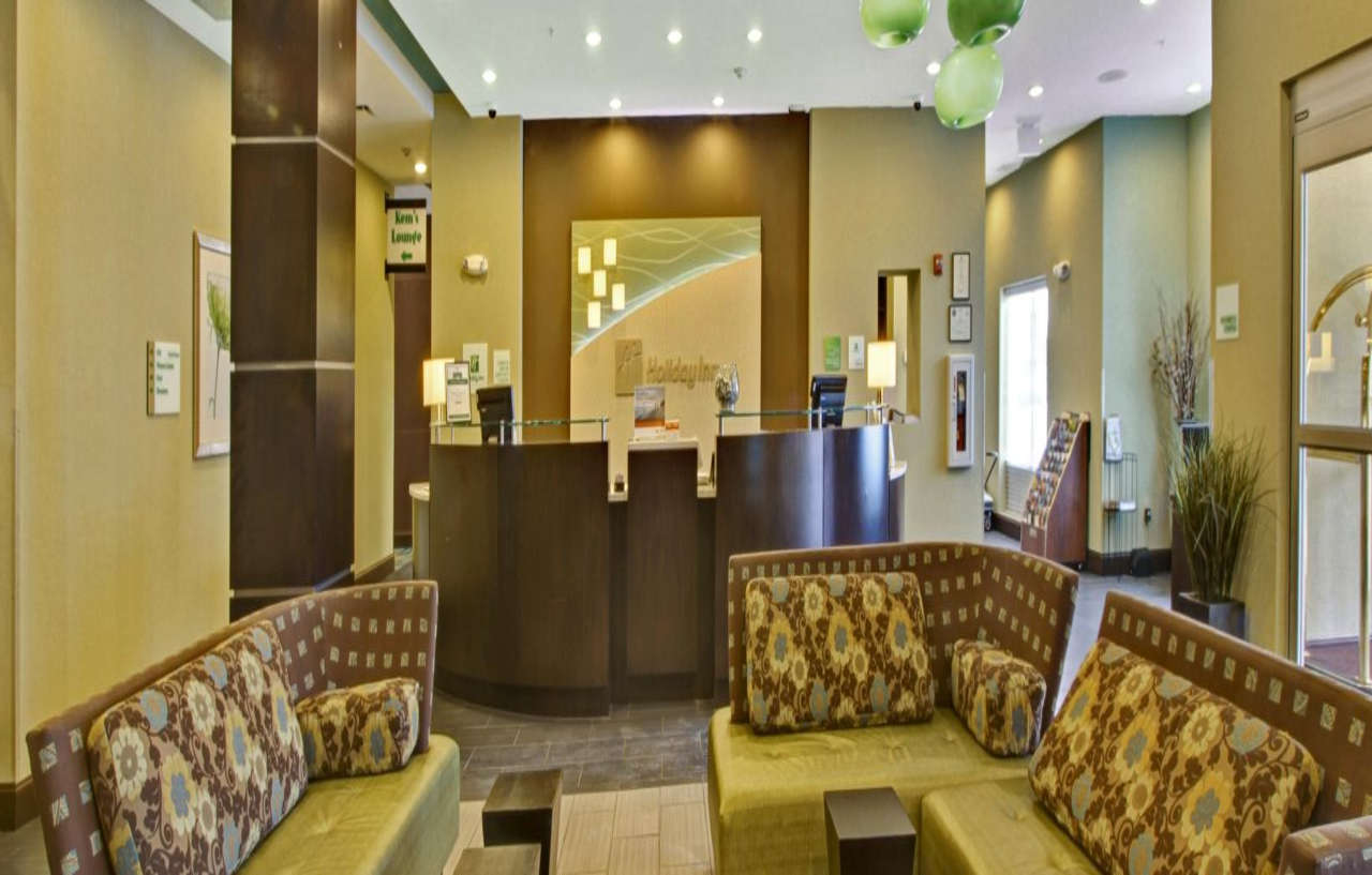 Holiday Inn Christiansburg Blacksburg By Ihg Ngoại thất bức ảnh